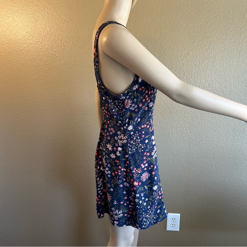 **SOLD** - Picture 6 of 16